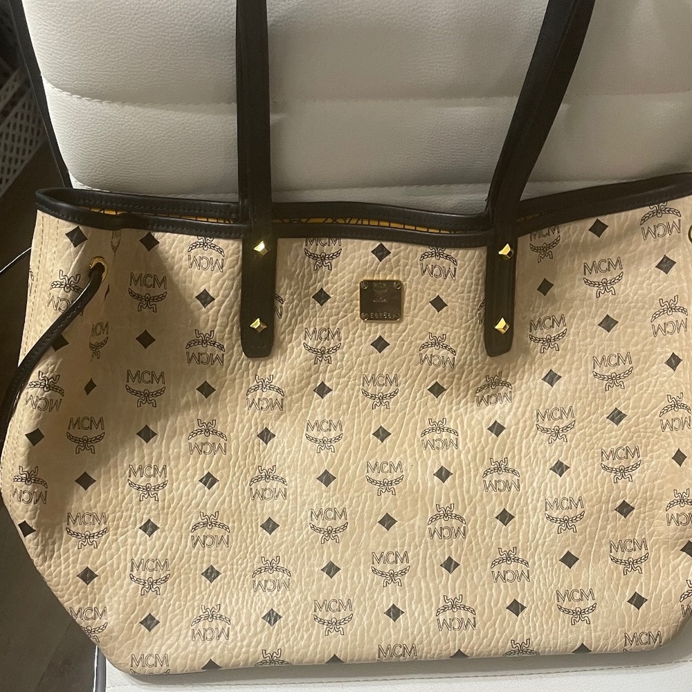 MCM Medium Tote
